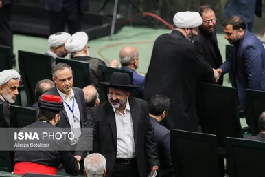 عکس‌هایی از آغاز مجلس دوازدهم توسط هیئت رئیسه سنی