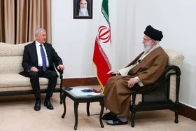رهبر معظم انقلاب: حضور یک آمریکایی هم در عراق زیاد است