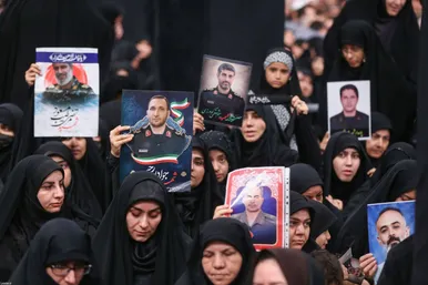 گزارش تصویری | سخنرانی رهبر معظم انقلاب در مراسم عزاداری شهادت امام رضا(ع)