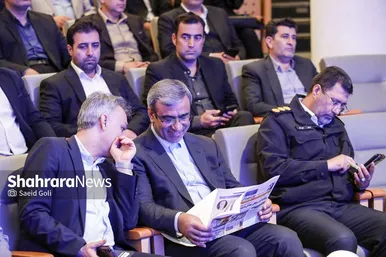 گزارش تصویری | آیین رونمایی و تحویل ۴۲ دستگاه خودروی سنگین خدمات عمومی به شهرداری‌های خراسان رضوی