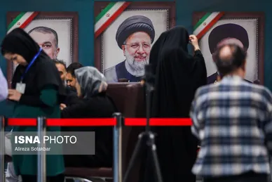عکس‌هایی از سومین روز ثبت‌نام کاندیداهای چهاردهمین دوره انتخابات ریاست‌جمهوری ۱۴۰۳