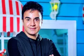 خوانندگی &laquo;عمو پورنگ&raquo; با زبان هندی + ویدئو