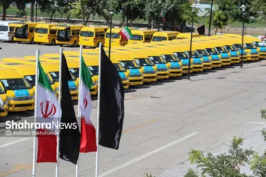 رونمایی از ١۵٠ دستگاه ون و اتوبوس با حضور وزیر کشور در مشهد