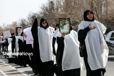 گزارش تصویری | پیاده‌روی ماتم‌زدگان شهادت قائد انقلاب در مشهد (۱۰ اسفند ۱۴۰۴)
