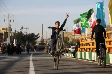 مراسم بهره برداری از پل دهرود