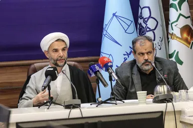 رونمایی از پوستر اولین همایش علمی- کاربردی حاشیه شهر مشهد