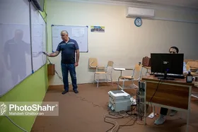 شرط حضور معلم مرد در دبیرستان&zwnj;های دخترانه چیست؟ | مدیر مدرسه ابتدایی پسرانه می&zwnj;تواند زن باشد
