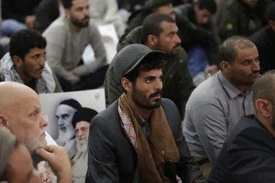 حضور و سخنرانی رهبر انقلاب در اجتماع زائران و مجاوران حرم مطهر رضوی- ۲