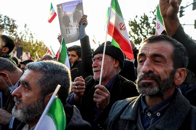 تشییع با شکوه 3 شهید مدافع امنیت در مشهد