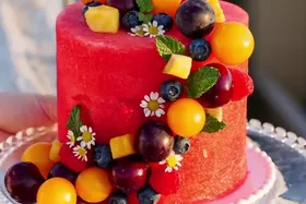 ویدئو | آموزش درست کردن کیک هندوانه شب یلدا به دو روش + تزئین