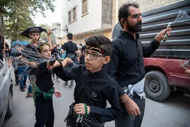 دسته عزاداری نوجوانان مسجد امام حسین (ع)