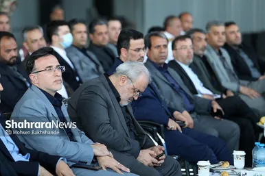 مراسم افتتاح چند طرح صنعتی و کارخانجات تولیدی در مشهد