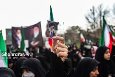 گزارش تصویری | تجمع دانشجویان مقابل دانشگاه فردوسی (۱۰ اسفند ۱۴۰۴)