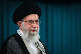خاطره رهبر انقلاب از دیدار با شهید مهدی باکری در مشهد+ عکس