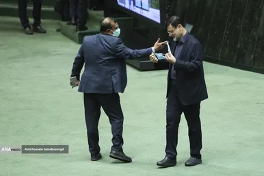 خداحافظی قاضی زاده هاشمی نماینده مشهد با مجلس