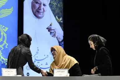 گزارش تصویری | فتوکال و نشست خبری فیلم «خاتی» با حضور سارا بهرامی و آناهیتا افشار