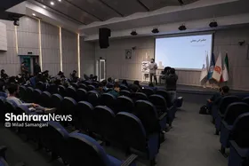 اولین روز برگزاری رویداد رسانه&zwnj;ای رج در کارخانه نورآوری مشهد