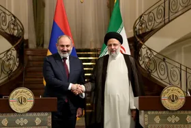 نخست وزیر ارمنستان از رئیسی برای سفر به ایروان دعوت کرد