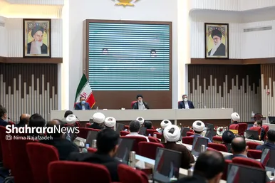 نشست رئیس جمهور با فعالان فرهنگی خراسان رضوی