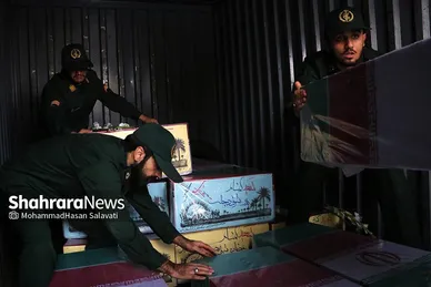 استقبال از پیکر مطهر ۱۲ شهید گمنام دفاع مقدس در فرودگاه هاشمی نژاد مشهد