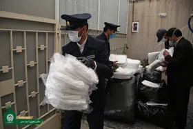 ۵۰۰ دست لباس پزشکی در بیمارستان&zwnj;های ارتش و طالقانی مشهد توزیع شد