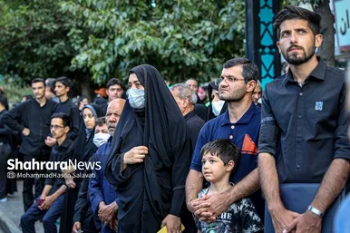 تشییع پیکر مطهر ۵ شهید مدافع حرم در مشهد
