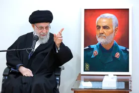 ویدئو| توصیه رهبر انقلاب به کسانی که درباره شهید سلیمانی صحبت می&zwnj;کنند، چه بود؟