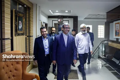 بازدید استاندار خراسان رضوی از موسسه فرهنگی شهرآرا