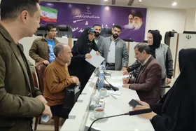 گفت&zwnj;وگوی چهره&zwnj;به&zwnj;چهره  فرماندار مشهد با همشهریان | پیگیری مطالبه&zwnj;های ۱۴۳ نفر در برنامه &laquo;دوشنبه&zwnj;های ملاقات مردمی&raquo;