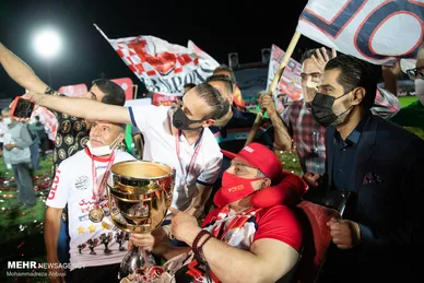 قهرمانی پرسپولیس در لیگ بیستم