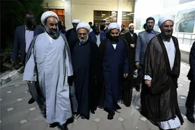 نماینده رهبر معظم انقلاب با خانواده شهدای امنیت در زاهدان دیدار کرد + فیلم