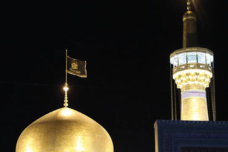 اهتزاز پرچم عزا در آستان جانان