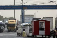 دود محدودیت برای کامیون‌های ایرانی در مرز اسلام قلعه هرات در چشم مردم افغانستان