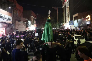عزاداری شب هفتم محرم در محله گلشهر مشهد