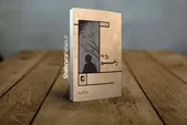 خون با کلمه بند می‌آید؟ | چندخطی درباره مجموعه شعر «رو به زخم» زهرا گریزپا