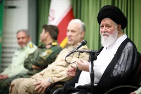 آیت&zwnj;الله علم&zwnj;الهدی: فراجا، پشتوانه&zwnj;ی نظام در برابر تهدیدات داخلی و خارجی است | ضرورت ایجاد واحد&zwnj;های تخصصی و سازماندهی سامانه دیجیتال