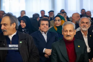 عکس‌هایی از افطاری رئیس جمهور با بازیگران