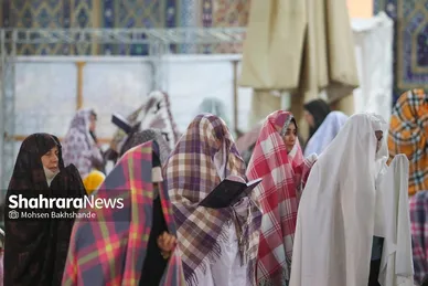 آیین معنوی اعتکاف در حرم امام رضا (ع)