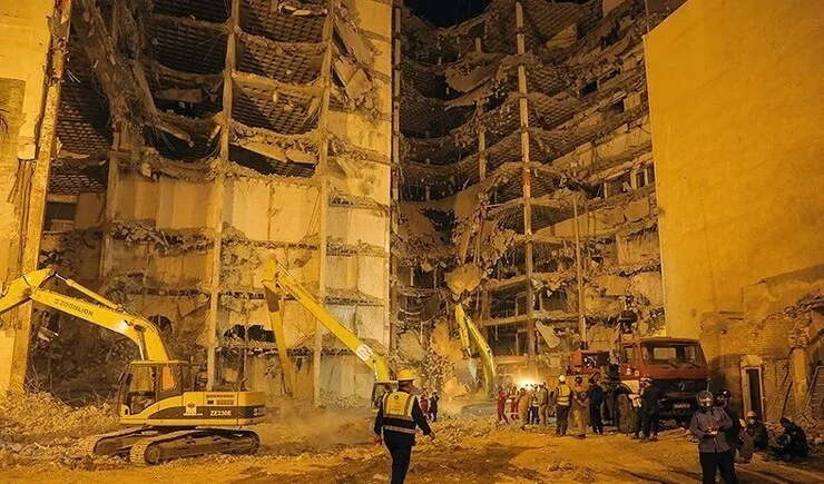 کیفرخواست ۲۰ نفر از مقصران پرونده حادثه متروپل آبادان صادر شد