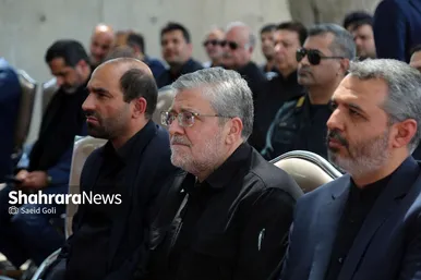 گزارش تصویری | آیین بهره‌برداری از دو توقفگاه ناوگان باری درون‌شهری شهید مفتح و آزادگان و ۱۱۵ ایستگاه تخلیه و بارگیری در سطح شهر