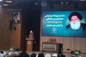 امام&zwnj;جمعه شیراز در مشهد: مرجعیت پناهگاه مردم در مشکلات مختلف است