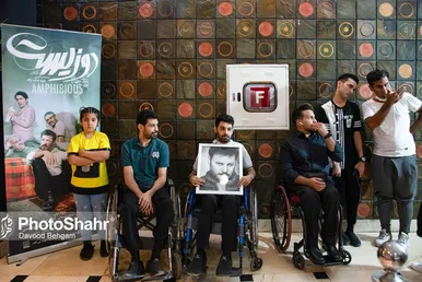 اکران مردمی فیلم «دوزیست»