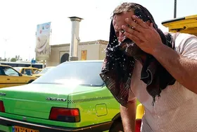 تغییر ساعت کاری ادارات و بانک&zwnj;های شیراز و استان فارس (از ۲۷ مرداد تا ۱ شهریور ۱۴۰۳) + جزئیات