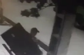 سرقت عجیب ال&zwnj;سی&zwnj;دی در خیابان عبادی مشهد + فیلم