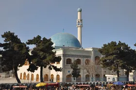 انفجار در مسجد &laquo;پل خشتی&raquo; بزرگترین مسجد کابل + فیلم