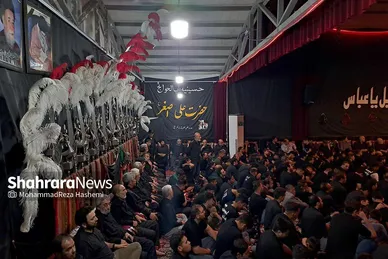 مراسم «شام غریبان حسین» مهاجران افغانستانی‌ در مدرسه علمیه حضرت قائم (عج)