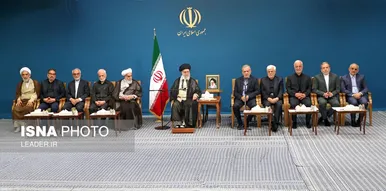 عکس‌هایی از دیدار رئیس‌جمهور و اعضای هیئت دولت چهاردهم با رهبر معظم انقلاب