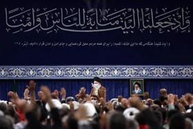 رهبر انقلاب: حج، میقاتی بین&zwnj;المللی و میعادی جهانی است| اگر حج نباشد امت اسلامی فروخواهد پاشید+ فیلم و عکس