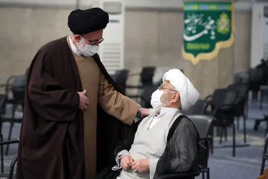 دیدار جمعی از مسئولان نظام و مهمانان شرکت کننده در کنفرانس وحدت اسلامی با رهبر معظم انقلاب