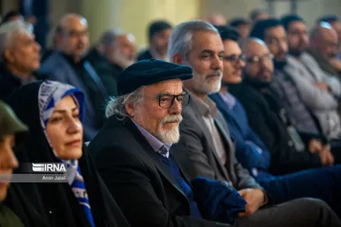 عکس‌هایی از افطاری رئیس جمهور با بازیگران